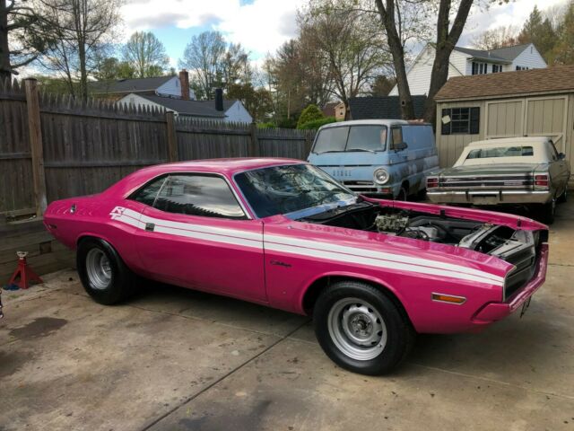 Dodge Challenger 1971 image number 25