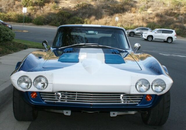 Chevrolet Corvette 1963 image number 2