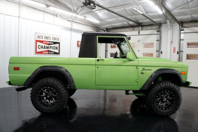 Ford Bronco 1971 image number 18