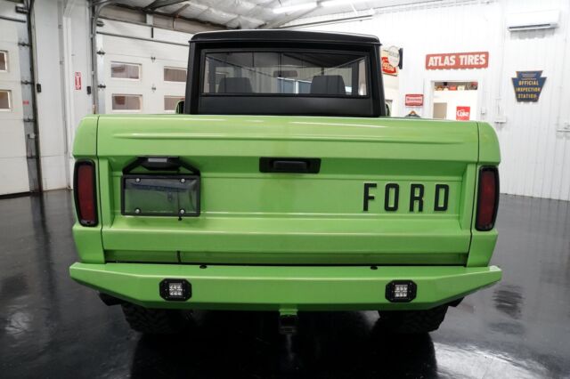 Ford Bronco 1971 image number 4