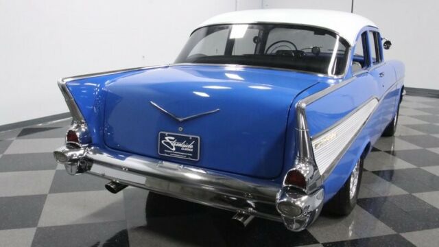 Chevrolet Bel Air/150/210 1957 image number 12