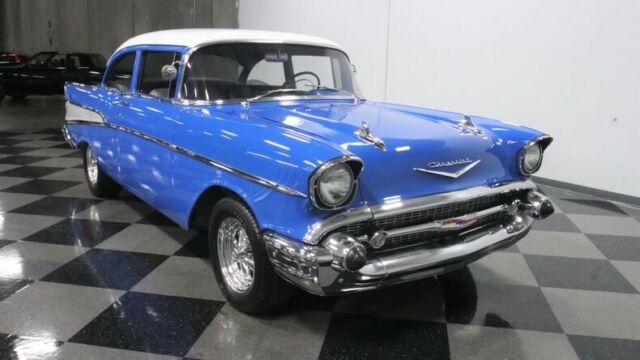 Chevrolet Bel Air/150/210 1957 image number 17