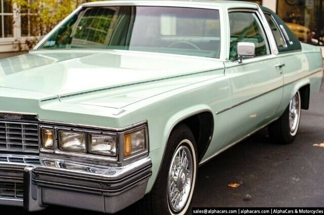 Cadillac Coupe 1977 image number 30