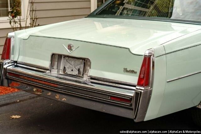 Cadillac Coupe 1977 image number 40