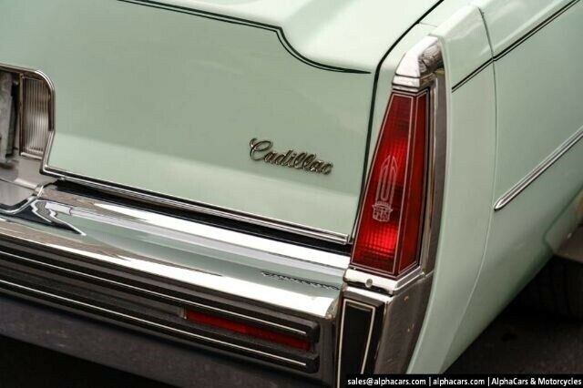 Cadillac Coupe 1977 image number 41