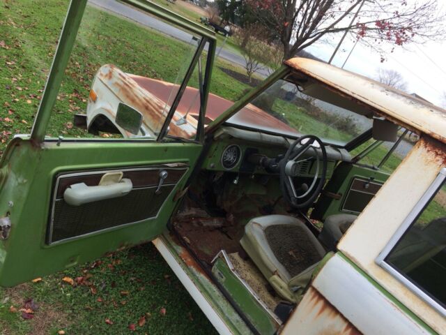 Ford Bronco 1974 image number 20