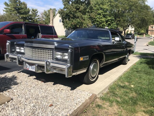 Cadillac Eldorado Convertible 1975 image number 16