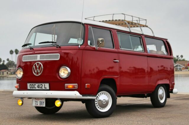 Volkswagen Bus/Vanagon 1971 image number 0