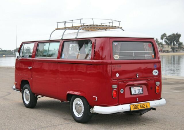 Volkswagen Bus/Vanagon 1971 image number 30