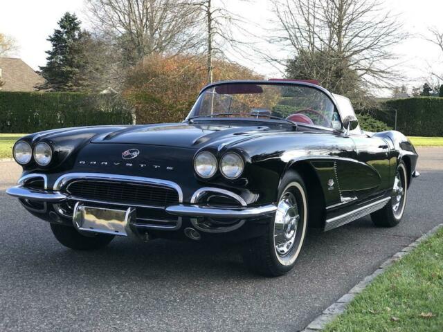 Chevrolet Corvette 1962 image number 11