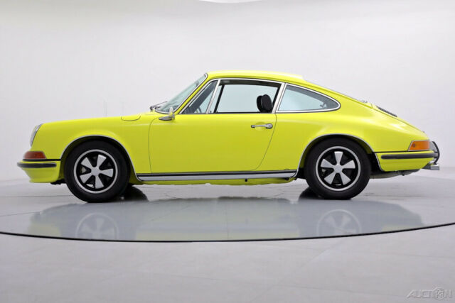 Porsche 911 1972 image number 1