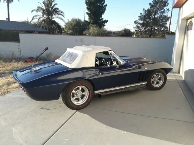 Chevrolet Corvette 1964 image number 0