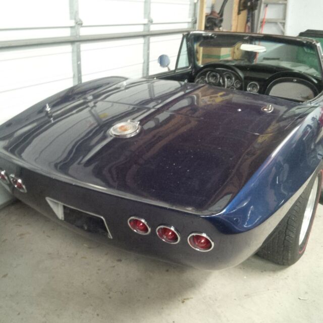 Chevrolet Corvette 1964 image number 21