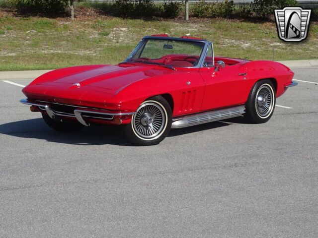 Chevrolet Corvette 1965 image number 26