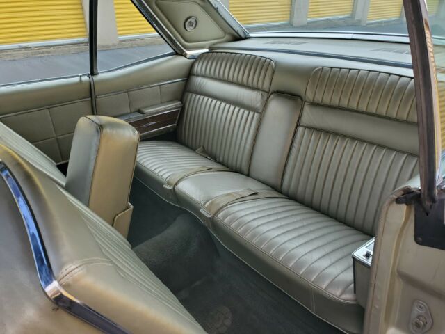 Lincoln Continental 1966 image number 11