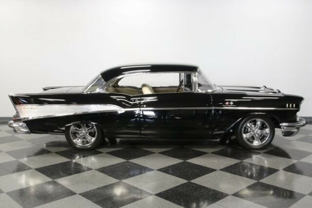 Chevrolet Bel Air/150/210 1957 image number 15