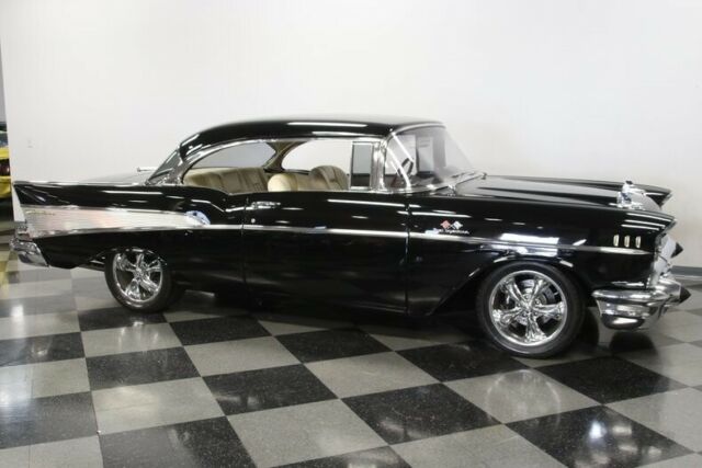 Chevrolet Bel Air/150/210 1957 image number 16