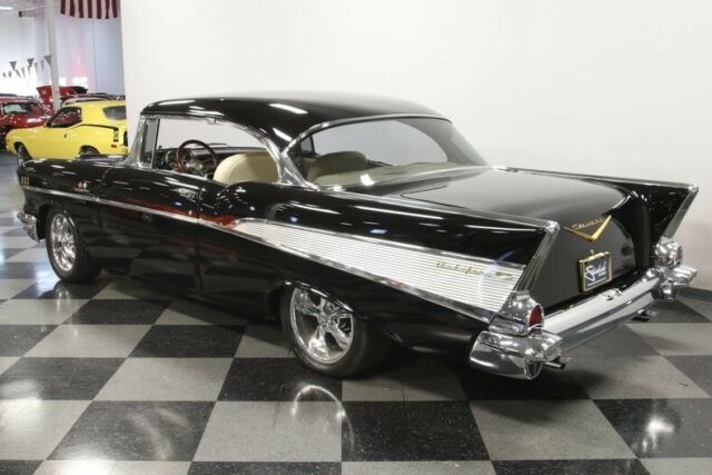 Chevrolet Bel Air/150/210 1957 image number 33