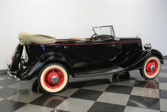 Ford Phaeton 1934 image number 14