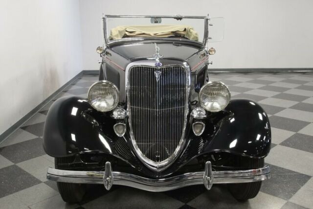 Ford Phaeton 1934 image number 19