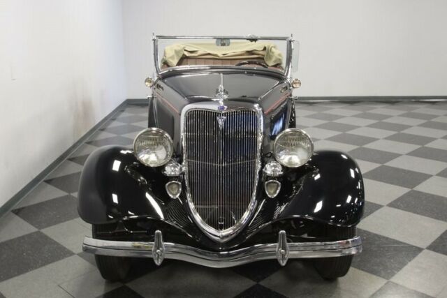 Ford Phaeton 1934 image number 21