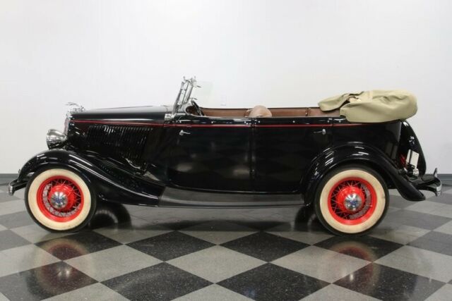 Ford Phaeton 1934 image number 27