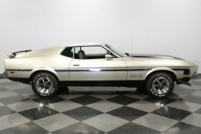 Ford Mustang 1971 image number 15