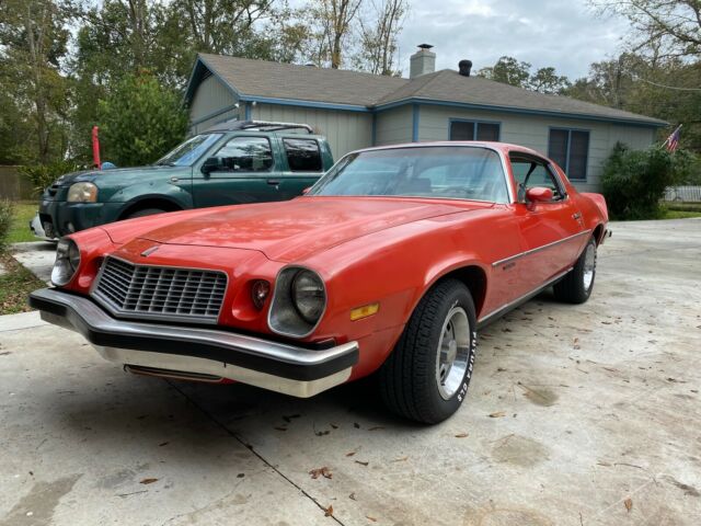 Chevrolet Camaro 1975 image number 2