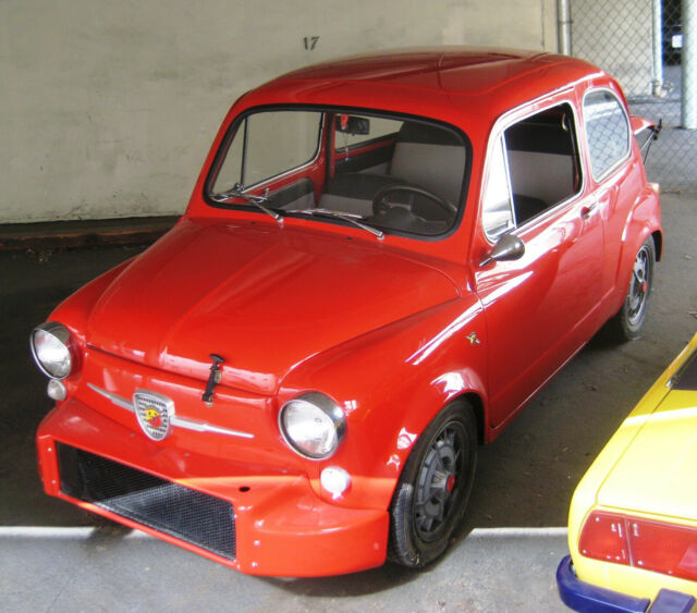 Fiat 850 1965 image number 17