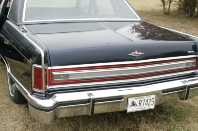 Lincoln Continental 1979 image number 17