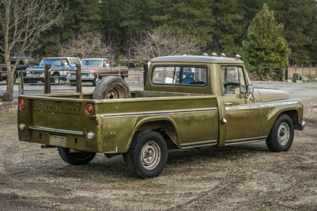 International Harvester 1100D 1968 image number 28