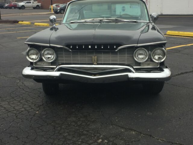 Plymouth Fury 1960 image number 12