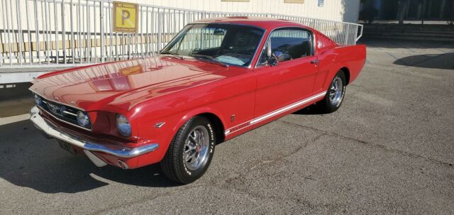 Ford Mustang Fastback GT 1966 image number 0