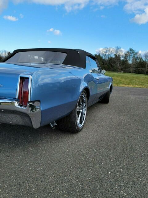 Oldsmobile Cutlass 1966 image number 15