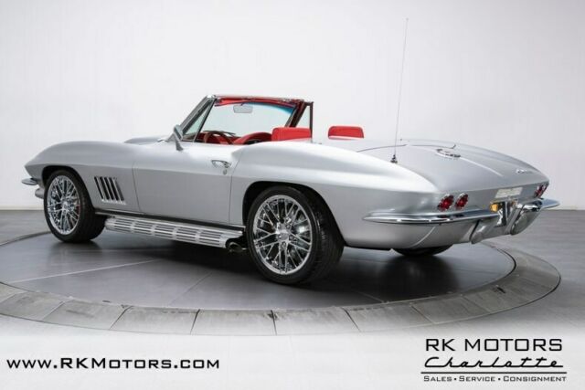 Chevrolet Corvette 1966 image number 36