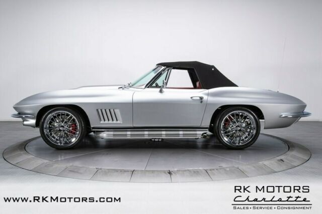 Chevrolet Corvette 1966 image number 41