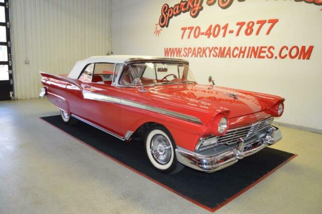 Ford Fairlane 1957 image number 0