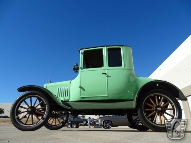 Ford Model T 1924 image number 21