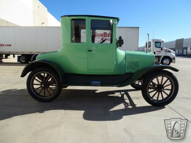 Ford Model T 1924 image number 4