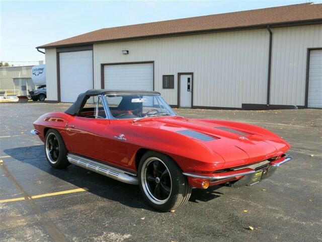 Chevrolet Corvette 1963 image number 17