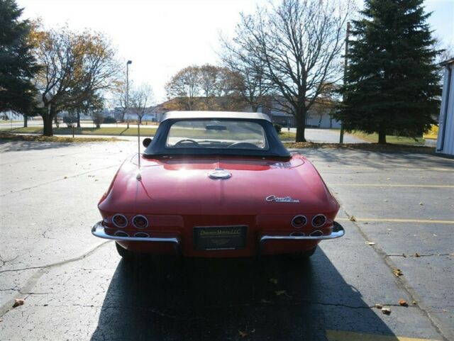 Chevrolet Corvette 1963 image number 33