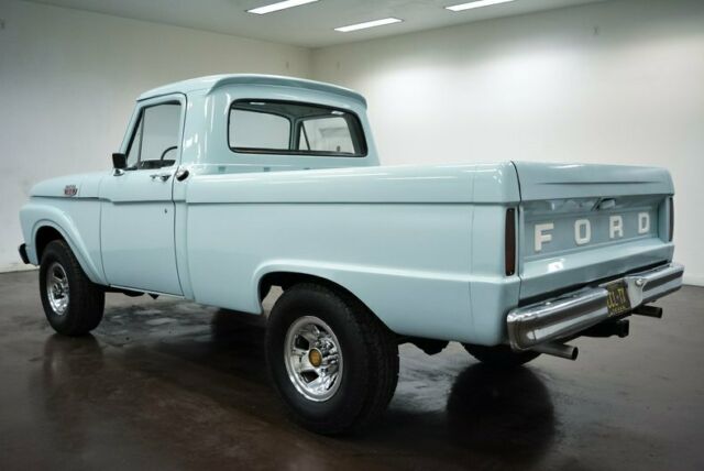 Ford F-100 1963 image number 4