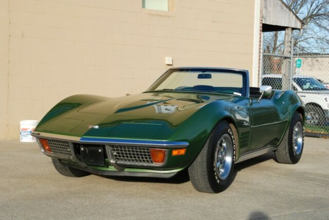 Chevrolet Corvette 1972 image number 27