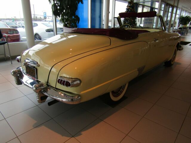 Studebaker Commander 1947 image number 26