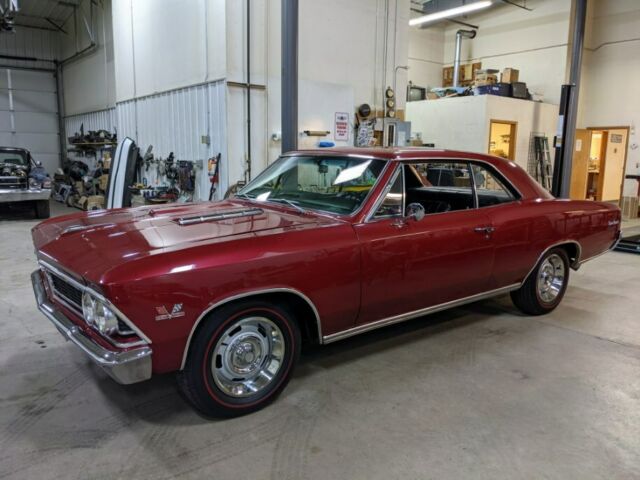 Chevrolet Chevelle 1966 image number 0