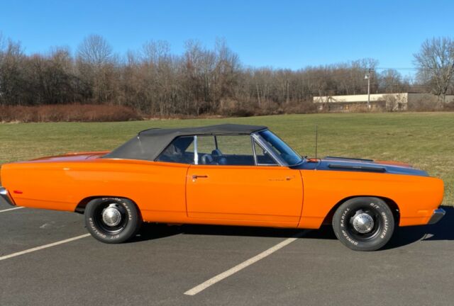 Plymouth Road Runner 1969 image number 0