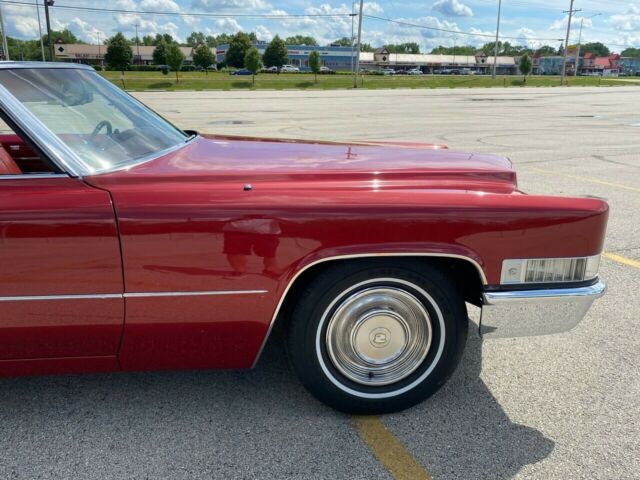 Cadillac DeVille 1969 image number 22