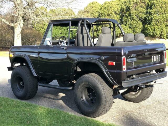 Ford Bronco 1974 image number 11