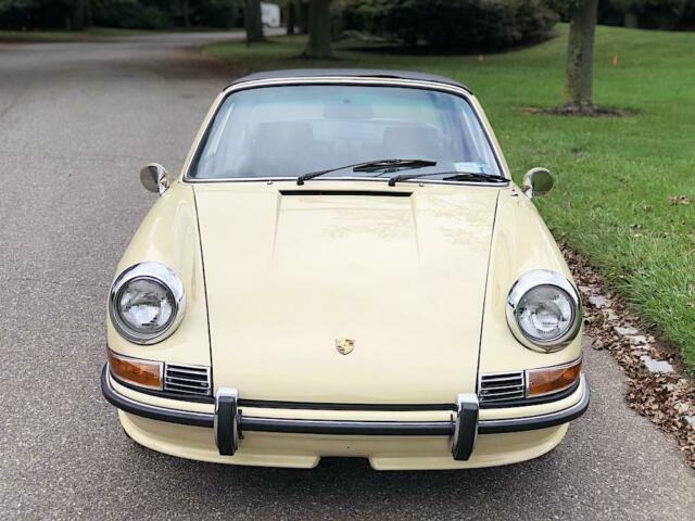 Porsche 911 1971 image number 39