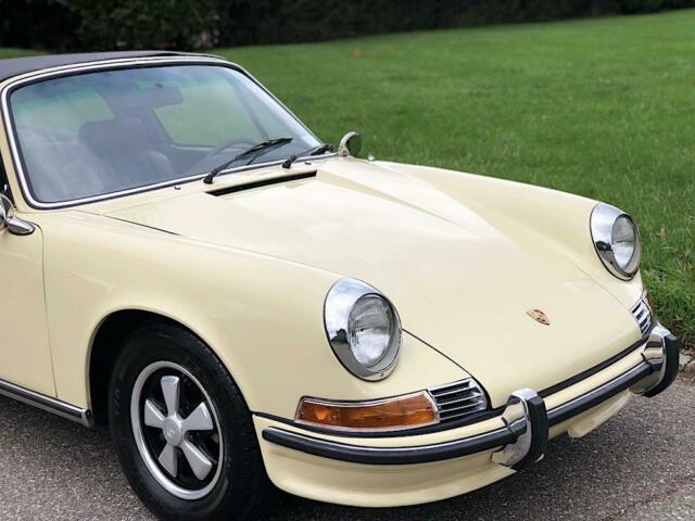 Porsche 911 1971 image number 44